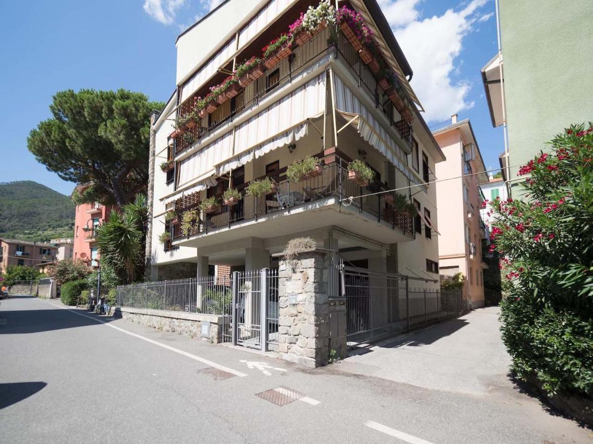 Il Giardino Di Ada Ground Floor Studio With Ac And Patio 몬테로소 알 마레 외부 사진